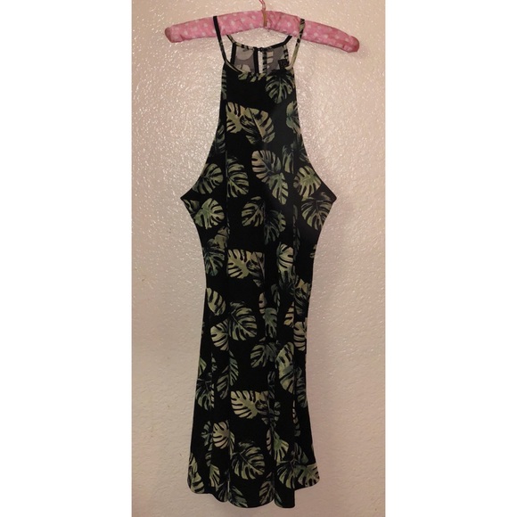 Forever 21 Dresses & Skirts - SOLD !🌴Palm Leaf Dress 1X forever 21